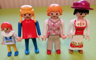 spielfiguren als familie